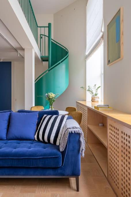 Ferienwohnung Designer Loft In The City Center Riga Exterior foto